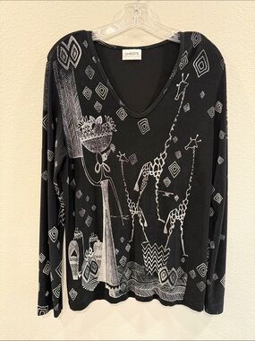 Chico's Black Long-Sleeve V-Neck Top with White Graphic Giraffe Print